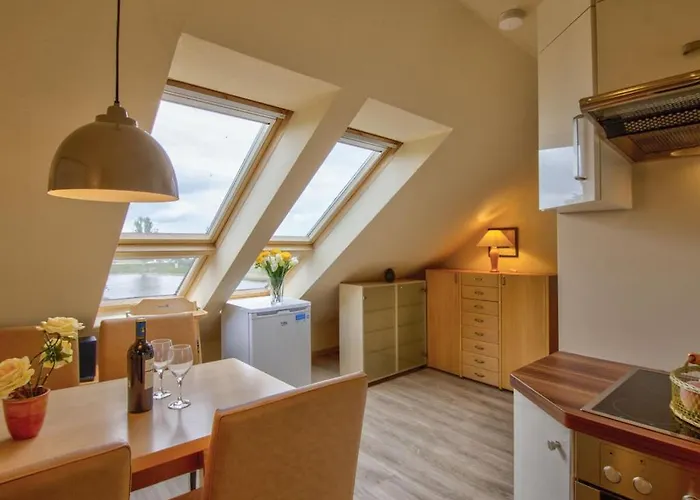 Vakantiehuis By The Swimming Pool F 996